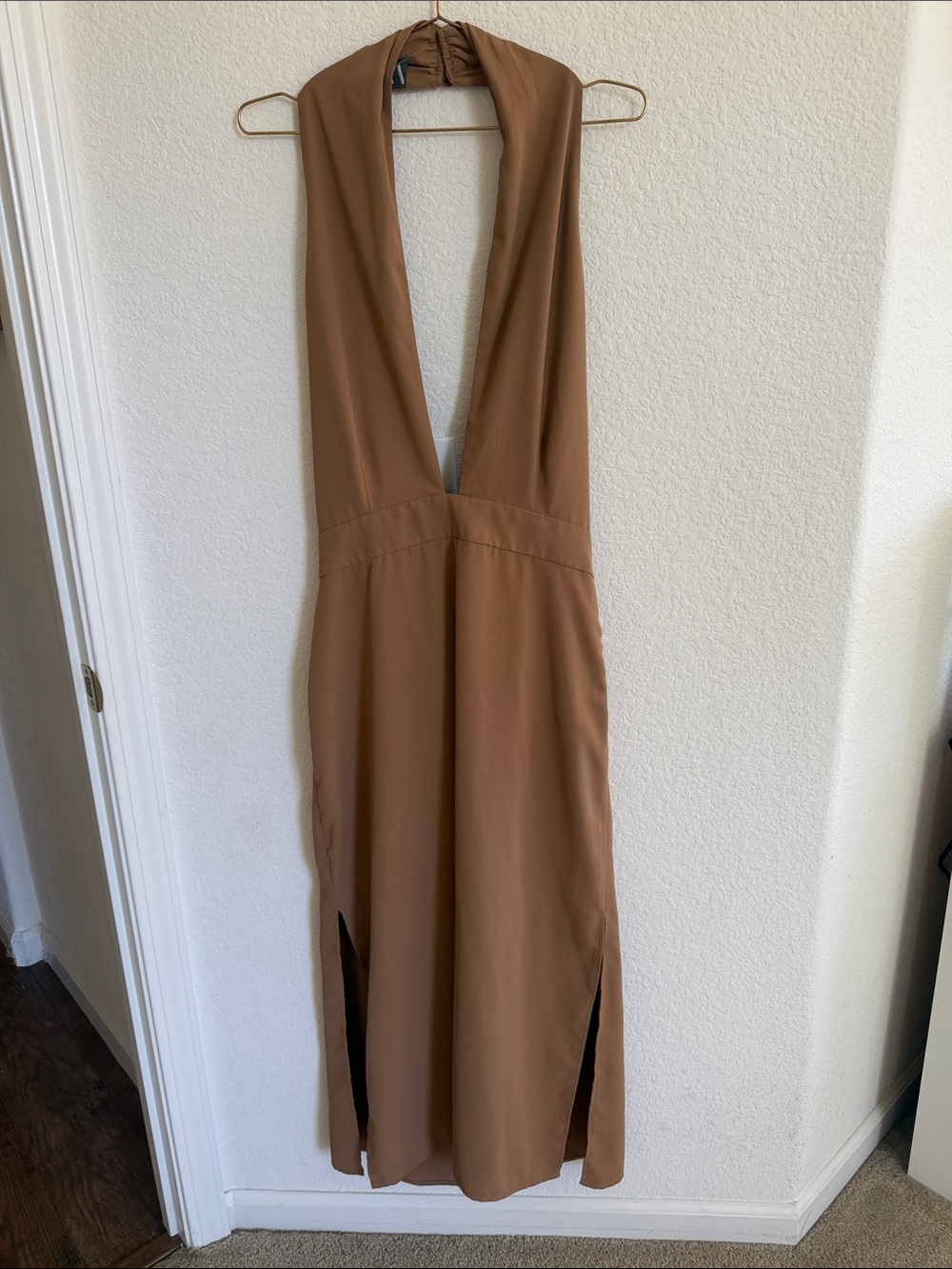Worthington plunging halter dress